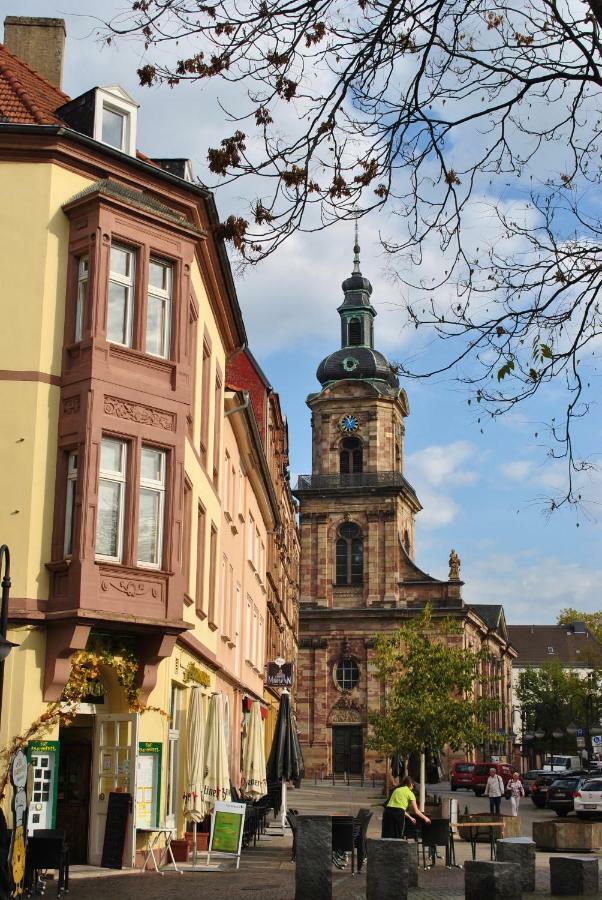 Im Grunen Am Stadtrand Saarbruecken Exterior photo